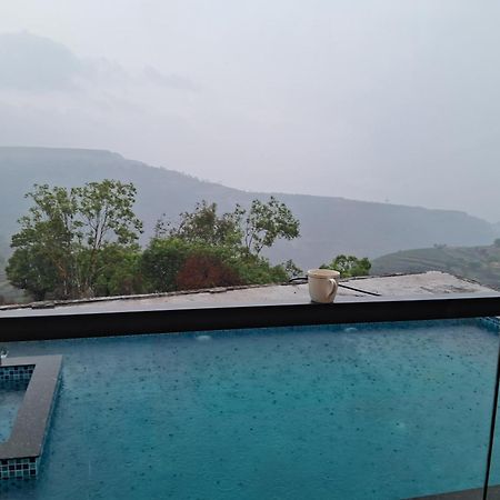 Trimurti Holiday Home Panchgani Room photo