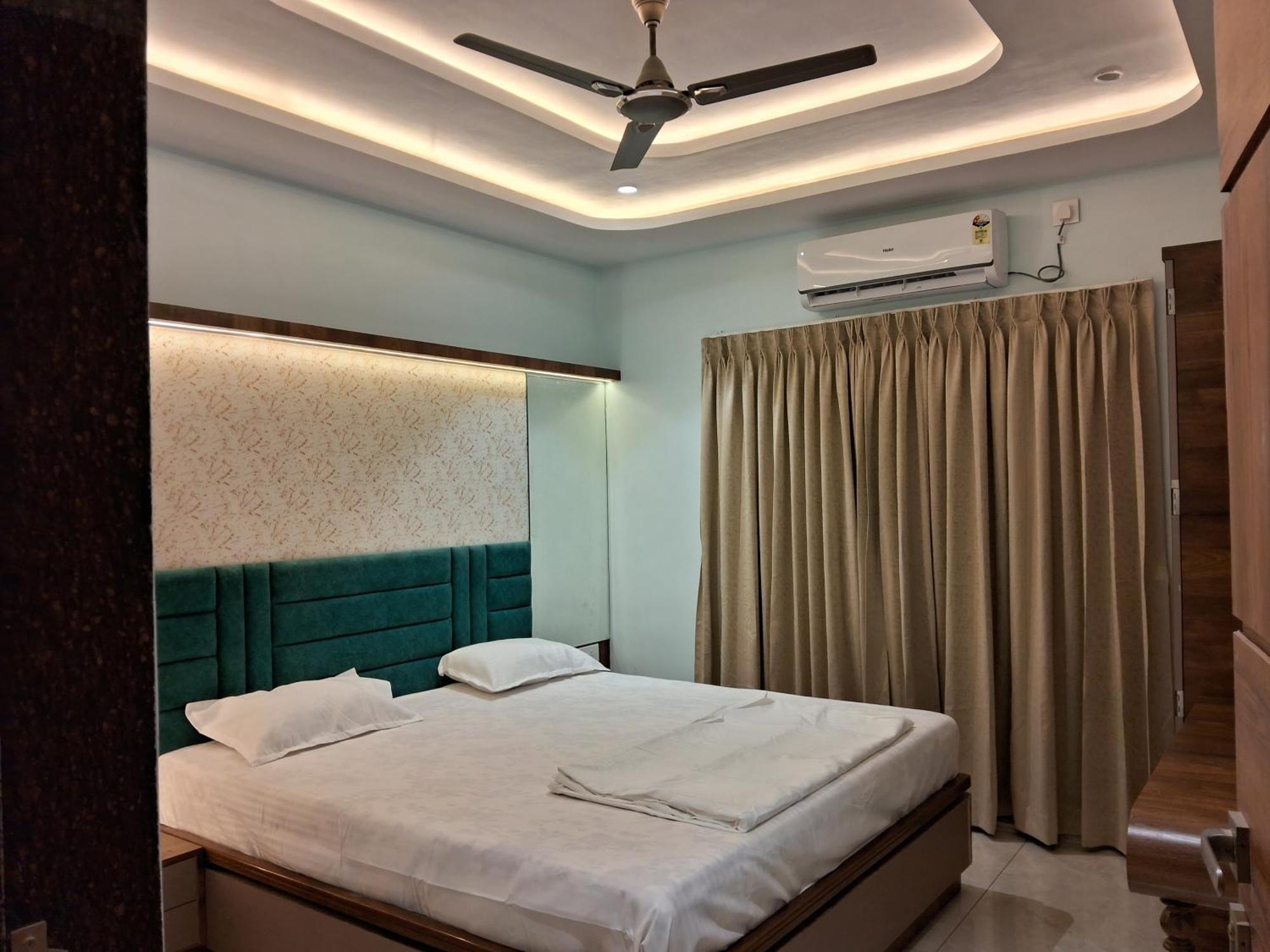 Trimurti Holiday Home Panchgani Room photo