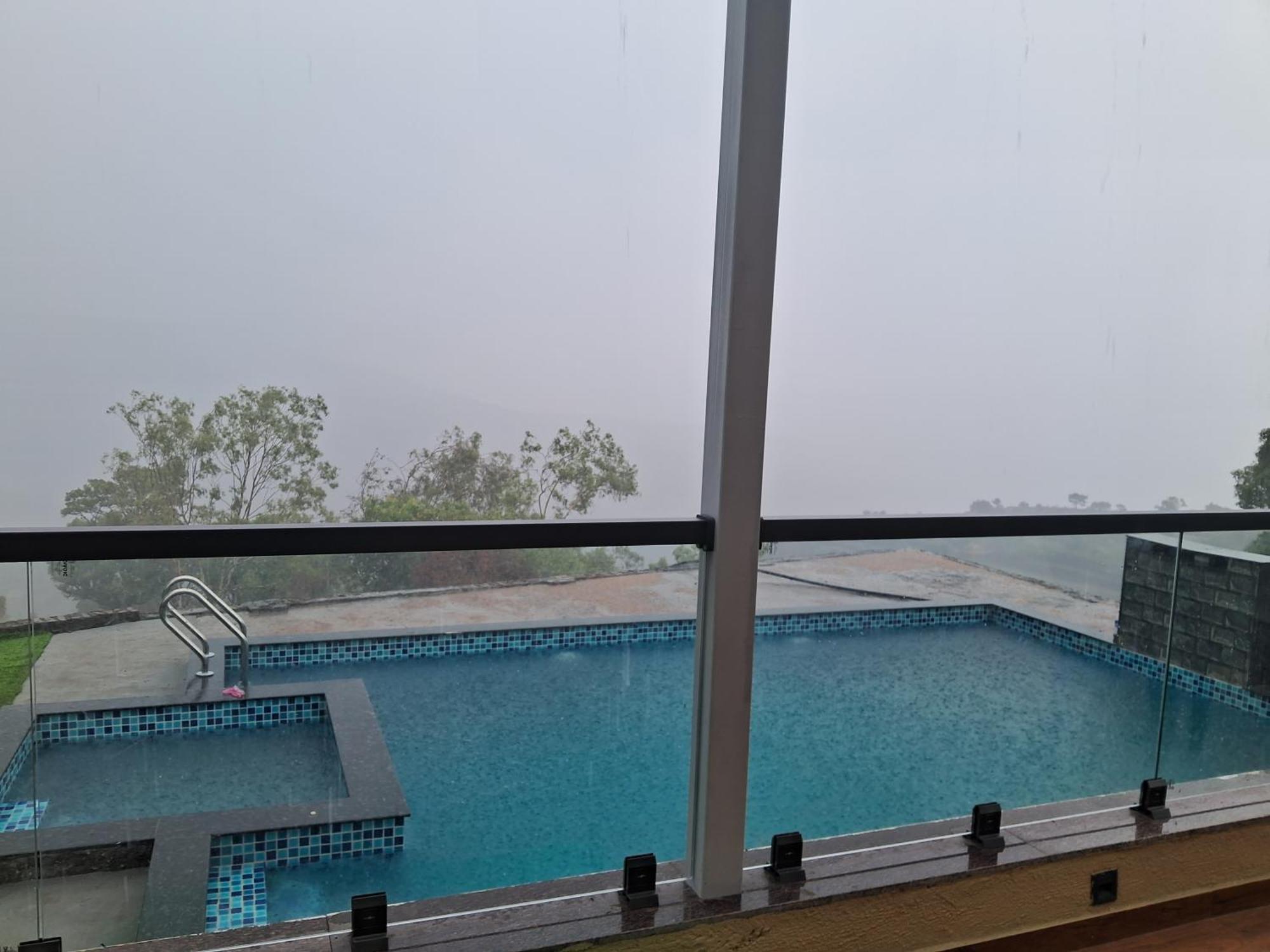 Trimurti Holiday Home Panchgani Room photo